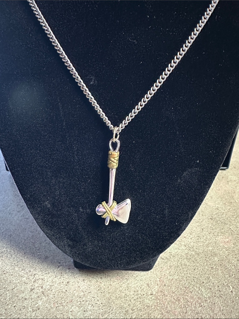 Vintage 1978 Avon Tomahawk Pendant Necklace